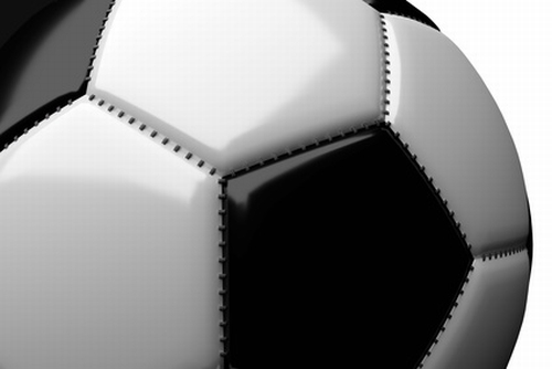 手縫いのサッカーボールと機械縫いのボールには大きな違いがある